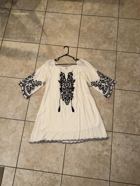 Chic Connection Vintage OG White Navy Blue Long Sleeve Dress